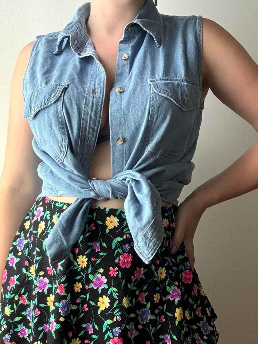 Vintage Sorrel Juniors blue denim sleeveless vest button up shirt